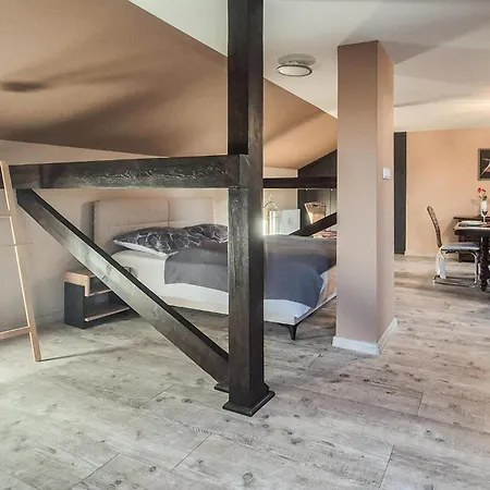 Apartament Stunning In *